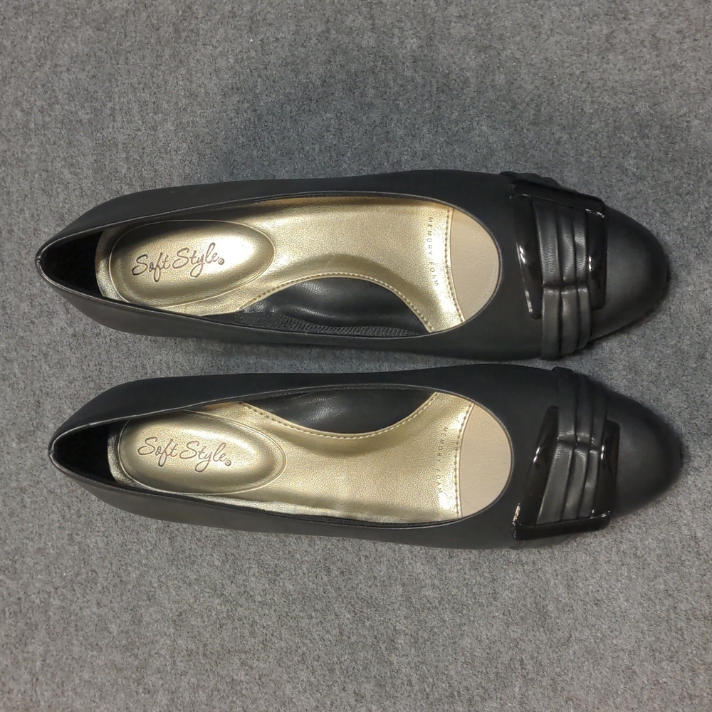 Softstyle Pleats Be With You Pumps, Women's Size 8 M, Black NWT